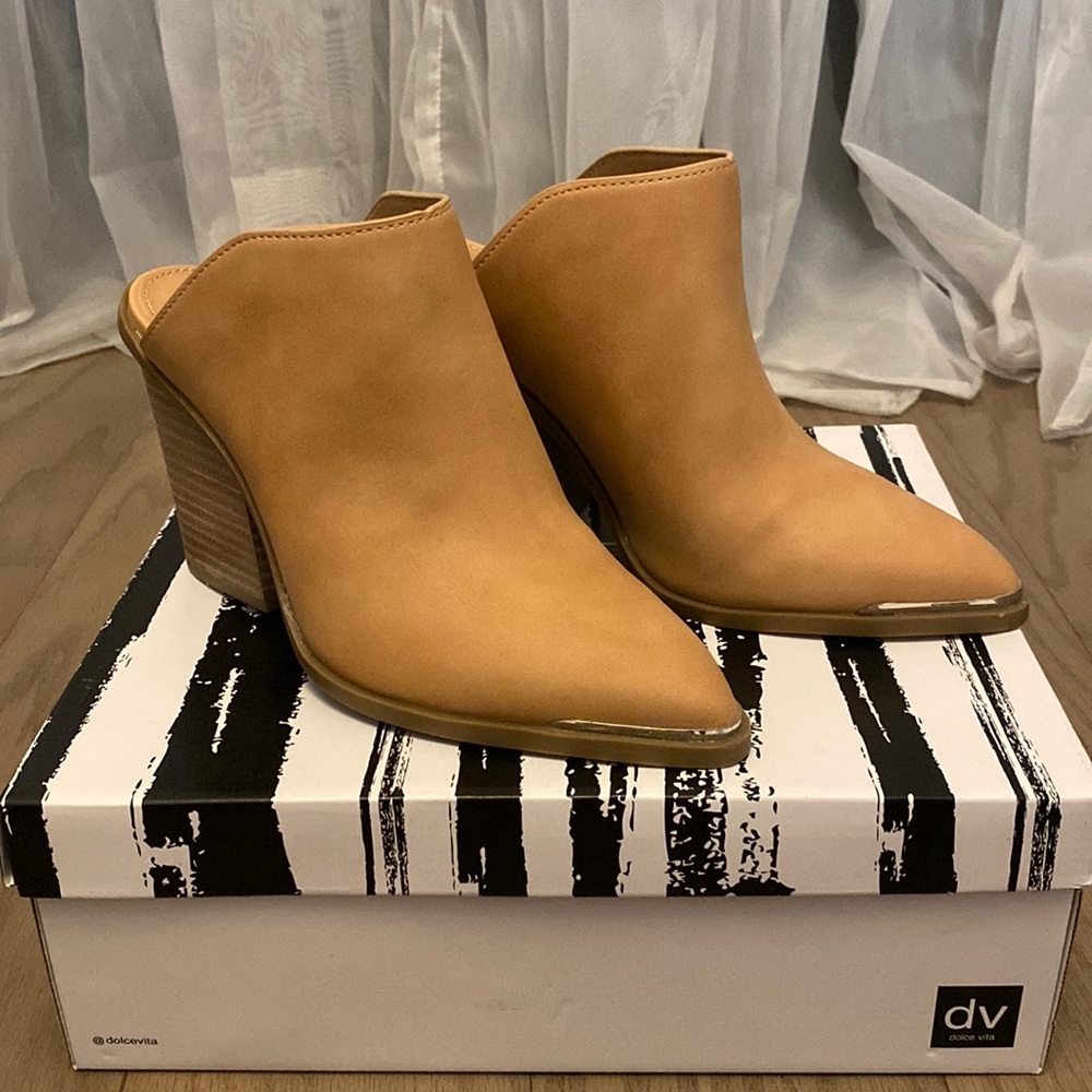 Dolce Vita Nautry Camel Mule Boots